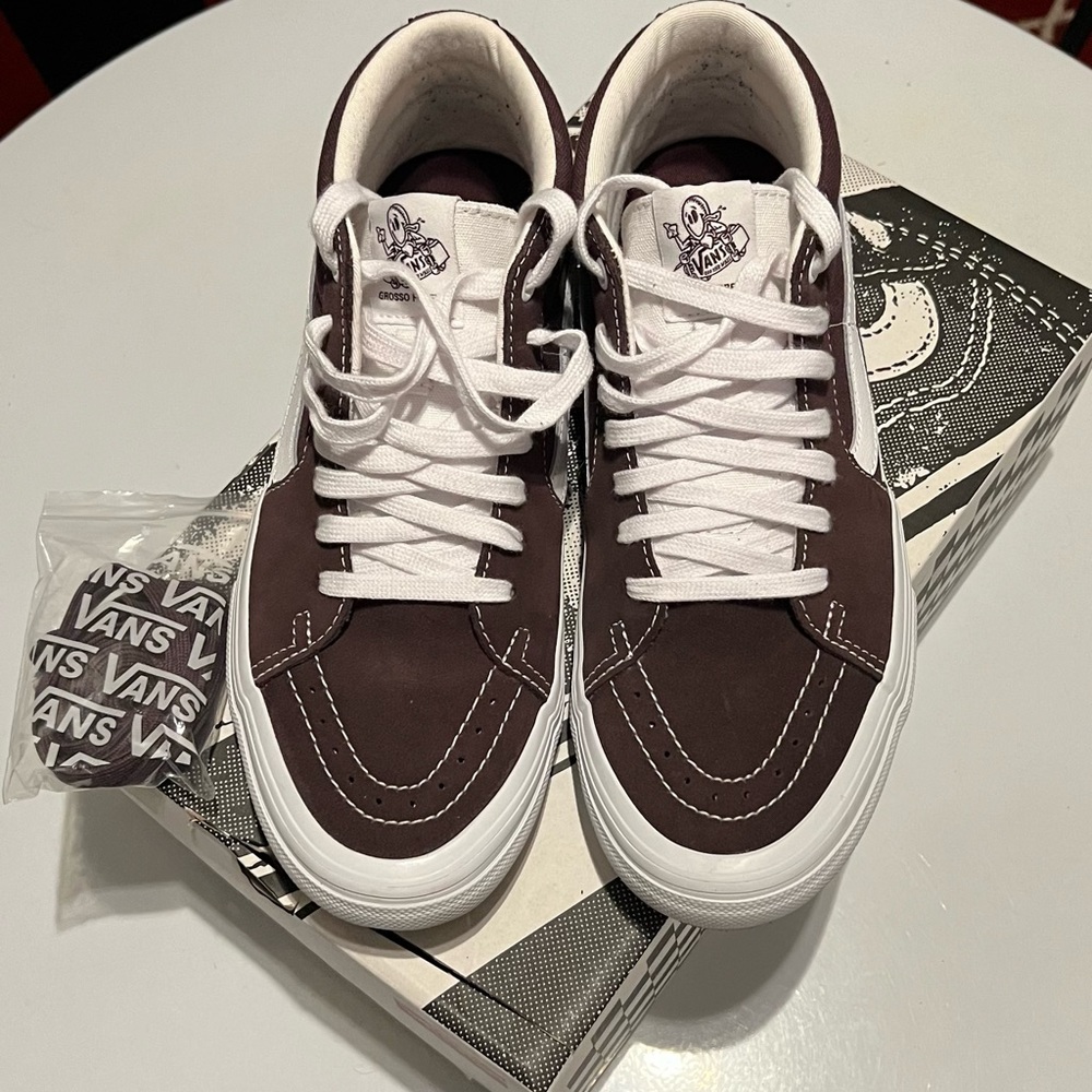 Skate Grosso Mids Men’s 10. Wrapped Wine